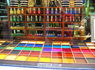 Pigment shop window Venice